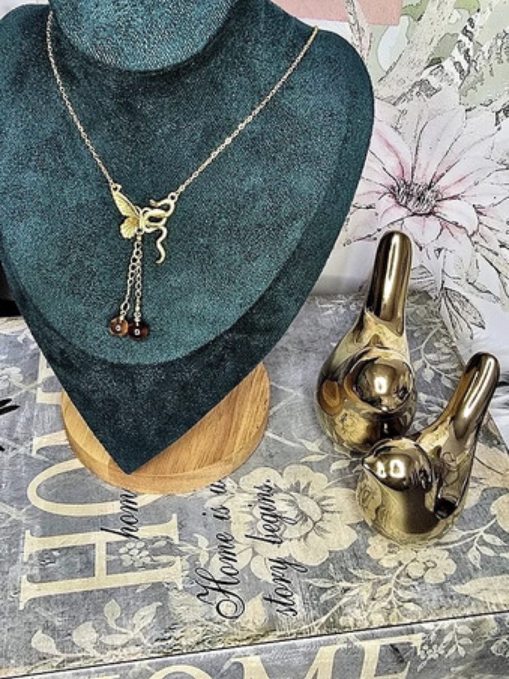 Giftable Honey Amber Butterfly Gold-Tone Pendant Necklace18